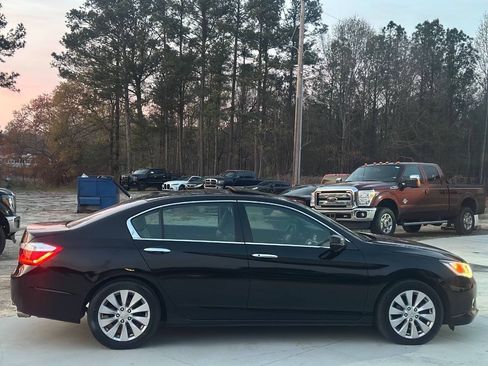 Used 2015 Honda Accord EX-L image 11