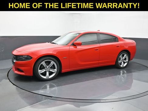 Used 2016 Dodge Charger R/T image 3