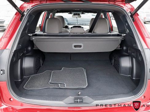 Used 2025 Subaru Forester Premium image 34