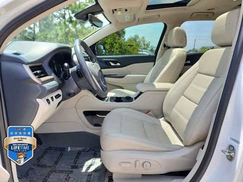 Certified 2021 GMC Acadia Denali w/ Denali Technology Package FWD image 18
