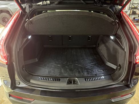 Used 2023 Cadillac XT4 Sport image 27