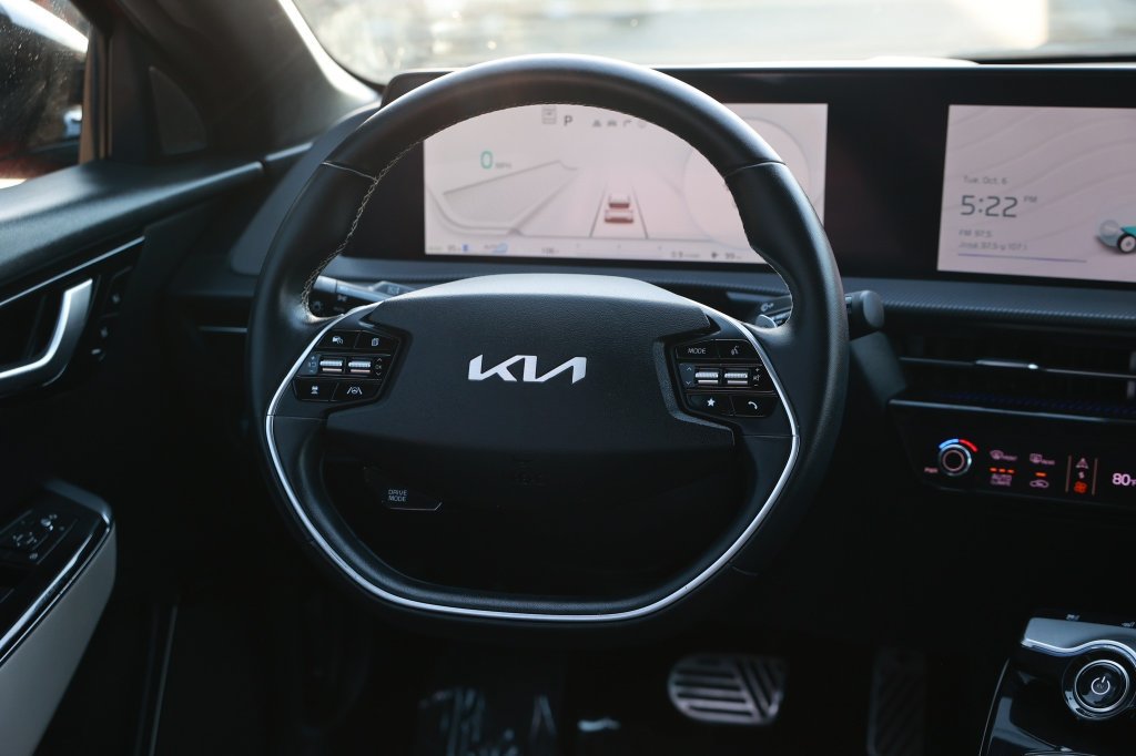 Used 2023 Kia EV6 GT-Line RWD image 28