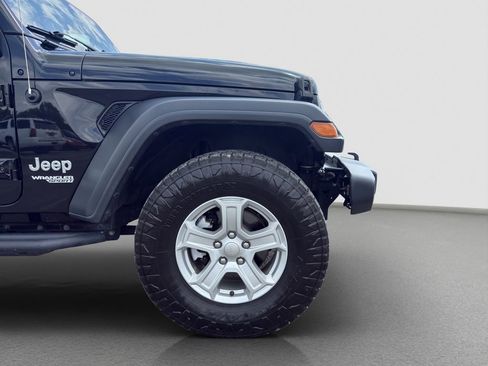Used 2018 Jeep Wrangler Sport AWD/4WD image 21