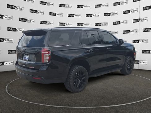 Used 2024 Chevrolet Tahoe RST w/ Luxury Package AWD/4WD image 6