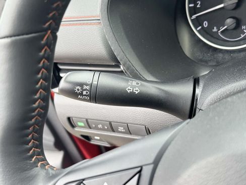Used 2024 Nissan Sentra SR w/ SR Premium Package FWD image 21