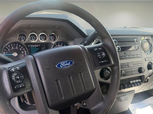 Used 2016 Ford F250 XLT w/ XLT Value Package AWD/4WD image 12
