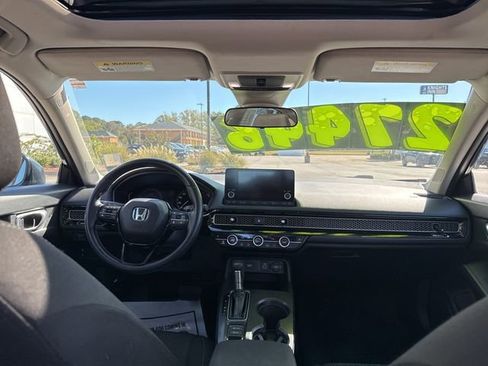 Used 2023 Honda Civic EX image 30