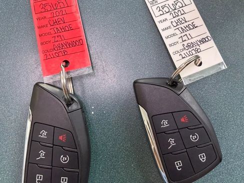 Used 2021 Chevrolet Tahoe Z71 w/ Z71 Off-Road Package image 37