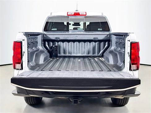 Used 2024 Chevrolet Colorado W/T image 23