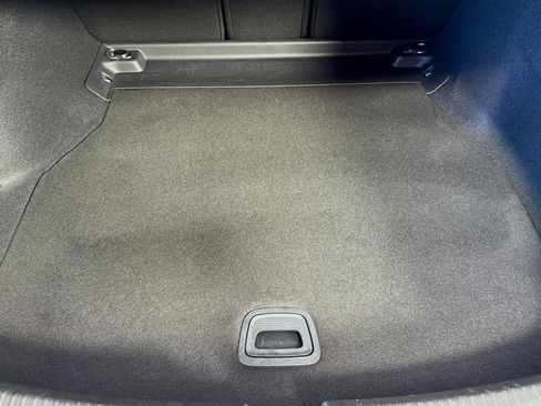 Used 2022 Mercedes-Benz C 300 Sedan image 25