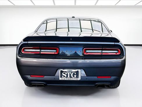 Used 2022 Dodge Challenger R/T w/ Blacktop Package RWD image 5