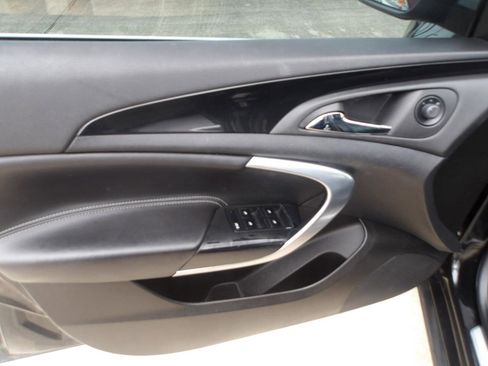 Used 2013 Buick Regal Premium image 18