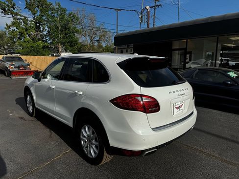 Used 2013 Porsche Cayenne AWD/4WD image 6