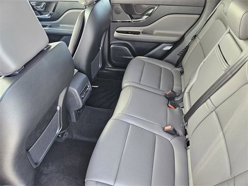 New 2026 Lincoln Corsair Premiere image 28