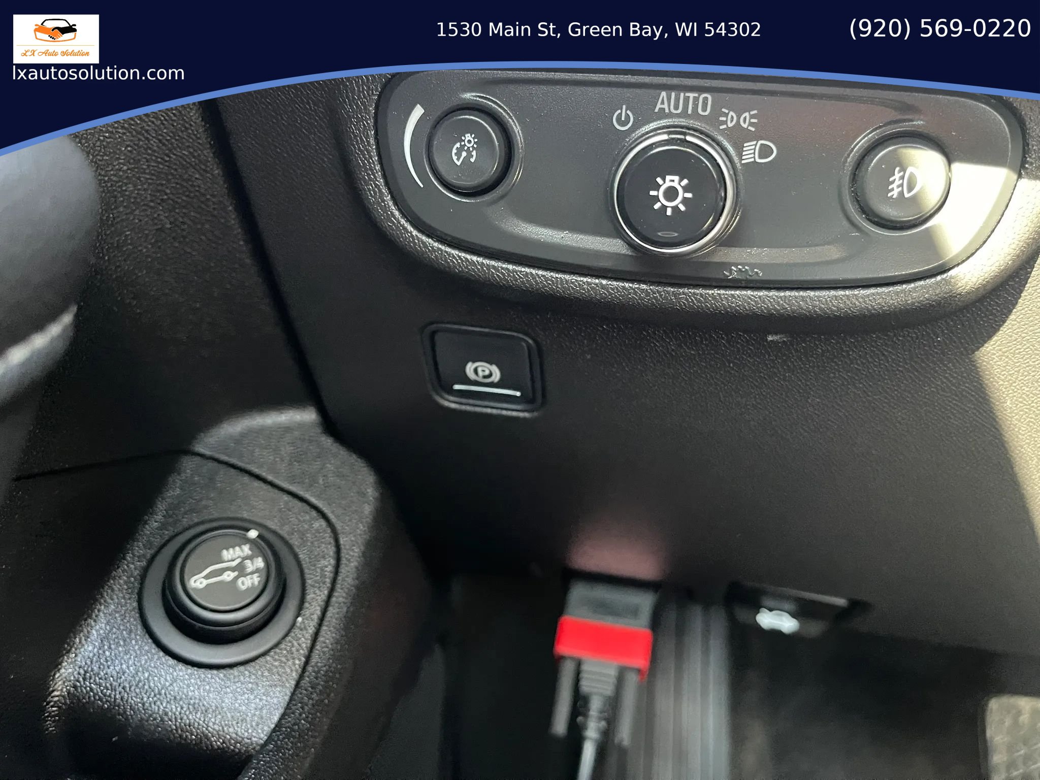 Used 2020 GMC Terrain Denali w/ GMC Pro Grade Package AWD/4WD image 21
