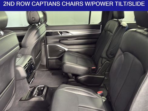 Used 2023 Jeep Wagoneer Series II image 21