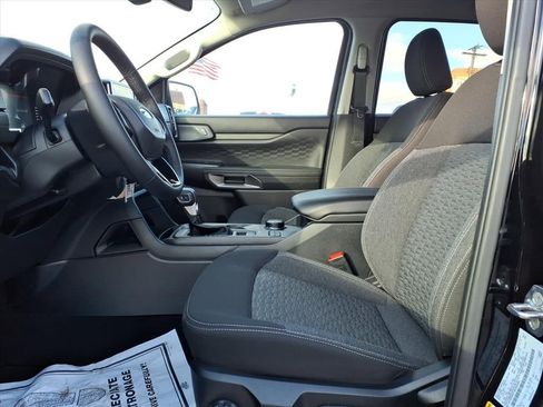 Used 2024 Ford Ranger XLT w/ Trailer Tow Package image 17