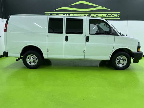 Used 2020 Chevrolet Express 2500 w/ Driver Convenience Package RWD image 11