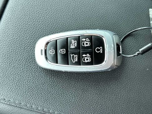 Used 2024 Hyundai Tucson Limited AWD/4WD image 26