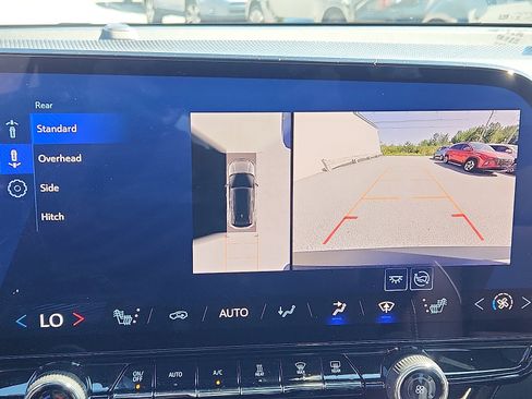 Used 2025 Chevrolet Blazer EV LT image 17