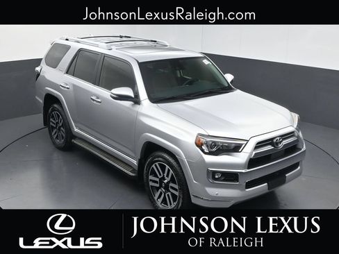 Used 2022 Toyota 4Runner Limited AWD/4WD image 23