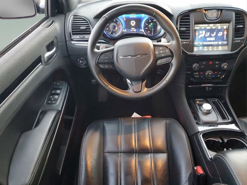 Certified 2020 Chrysler 300 S image 12