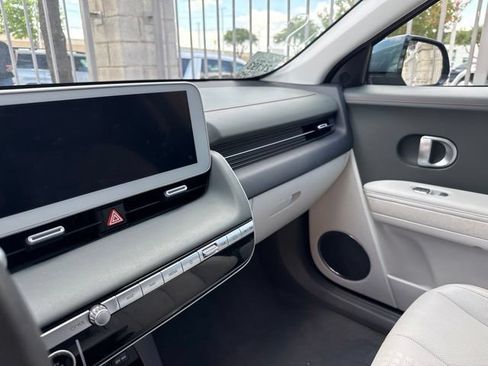Certified 2024 Hyundai Ioniq 5 Limited RWD image 8