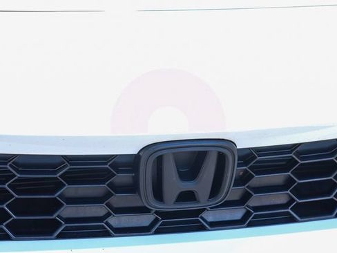Used 2025 Honda Civic Sport image 6