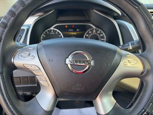 Used 2017 Nissan Murano S w/ Navigation Package image 13