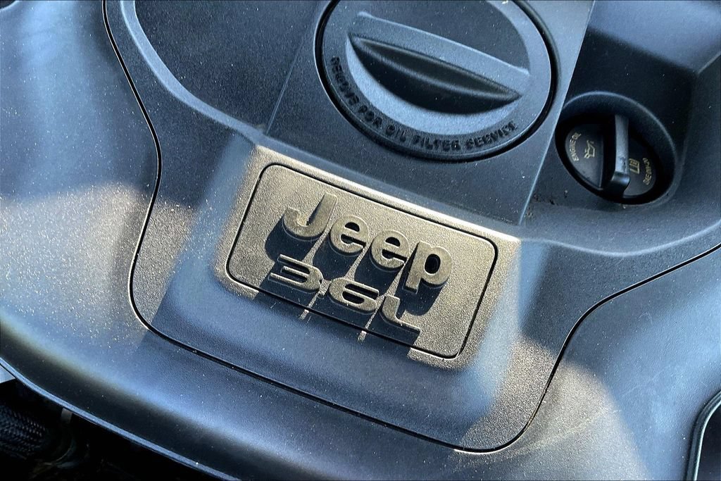 Used 2023 Jeep Grand Cherokee L Summit AWD/4WD image 32