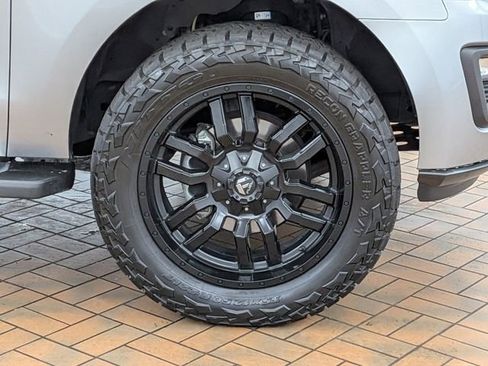 Certified 2021 Ford Expedition XLT w/ FX4 Off-Road Package image 10