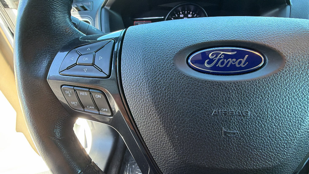 Used 2017 Ford Explorer XLT w/ Equipment Group 201A AWD/4WD image 19