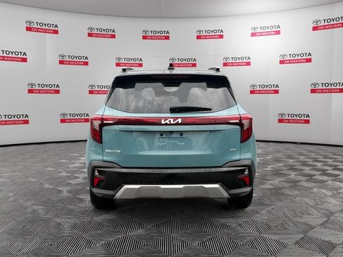 Used 2024 Kia Seltos S AWD/4WD image 6