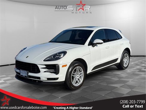 Used 2021 Porsche Macan w/ Premium Package Plus AWD/4WD image 1