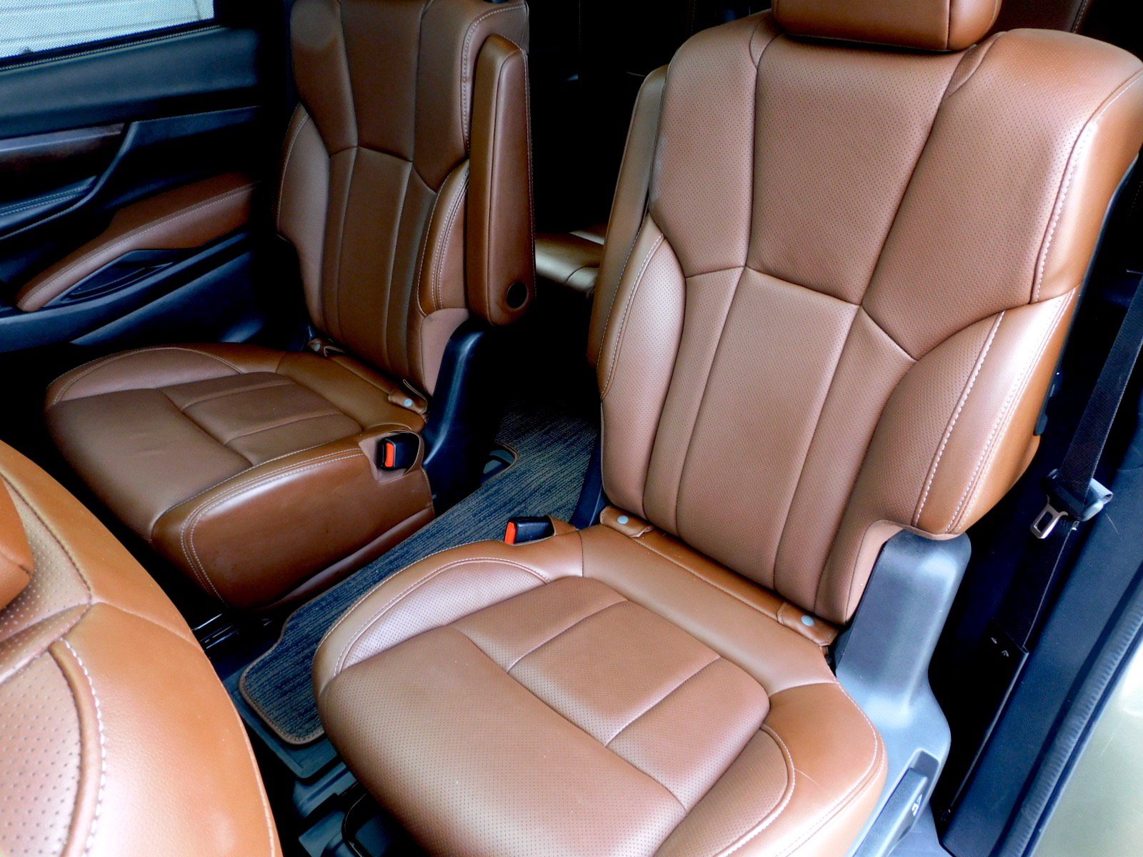 Used 2023 Subaru Ascent Touring AWD/4WD image 16