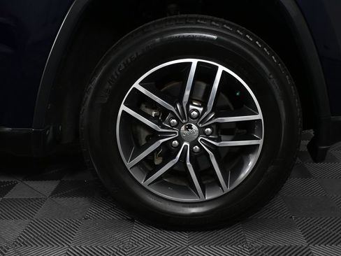 Used 2018 Jeep Grand Cherokee Limited RWD image 34