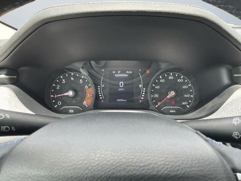 Used 2022 Jeep Compass Latitude AWD/4WD image 12