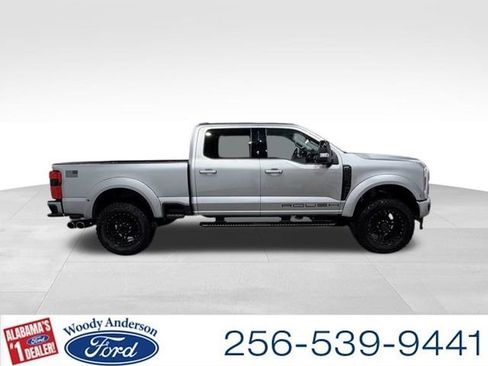 Used 2024 Ford F250 Lariat w/ Lariat Ultimate Package image 5