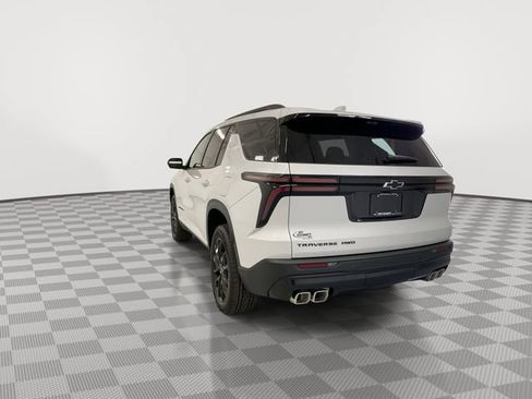 New 2026 Chevrolet Traverse LT w/ Midnight/Sport Edition AWD/4WD image 13