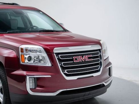 Used 2017 GMC Terrain SLT image 10