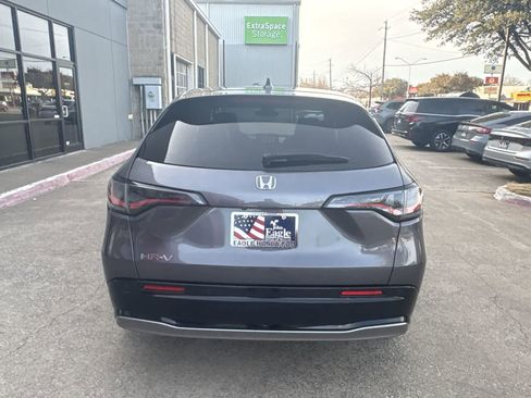 Used 2023 Honda HR-V EX-L image 13