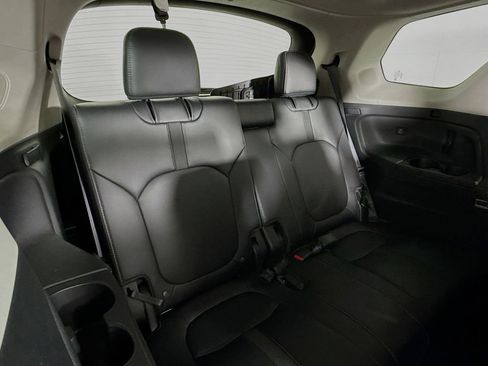Used 2023 Honda Pilot Touring image 36