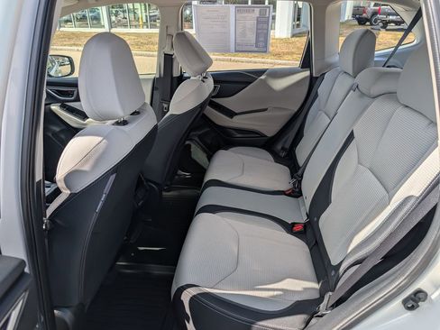 Used 2022 Subaru Forester image 18