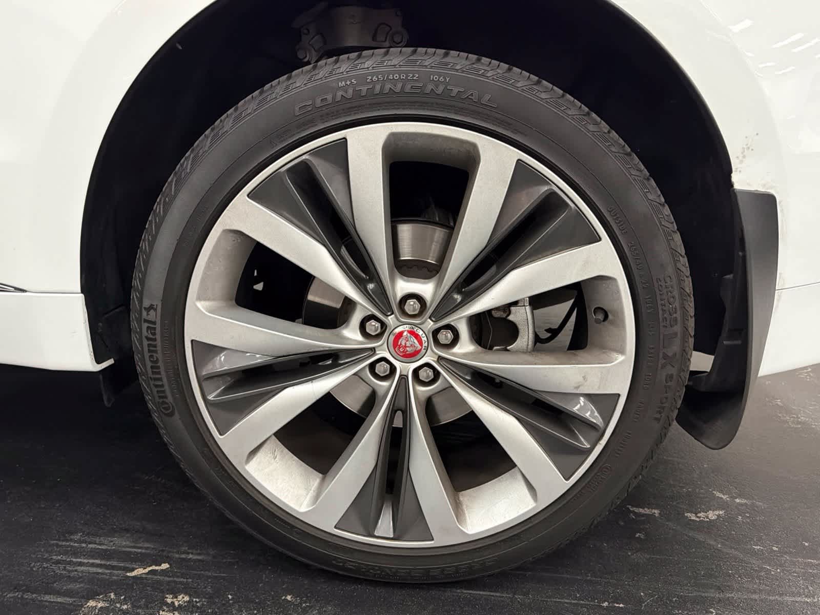 Used 2023 Jaguar F-PACE R-Dynamic S AWD/4WD image 18