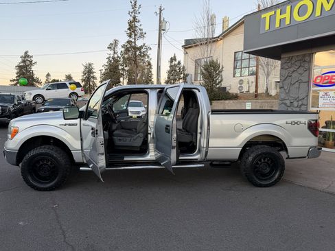 Used 2013 Ford F150 XLT w/ XLT Chrome Pkg image 7