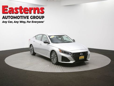 Used 2024 Nissan Altima 2.5 SV image 48