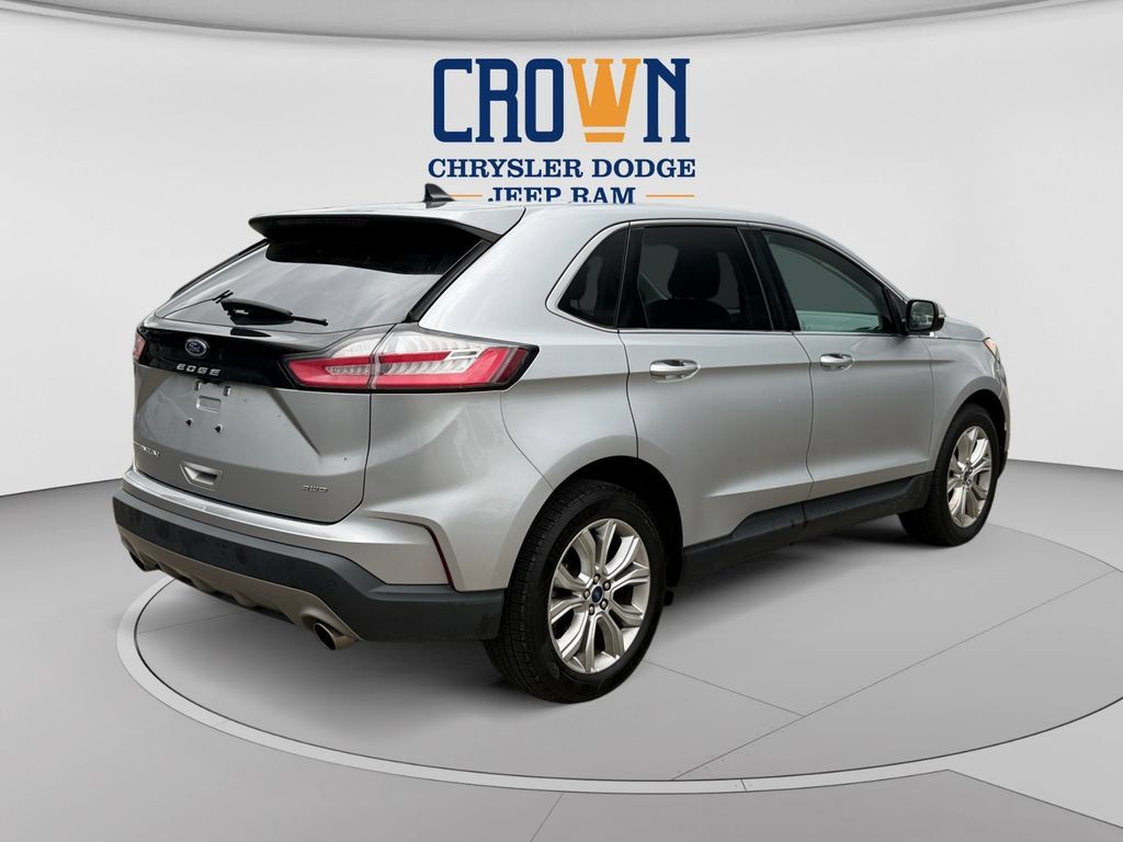 Used 2022 Ford Edge Titanium w/ Cargo Accessory Package AWD/4WD image 3