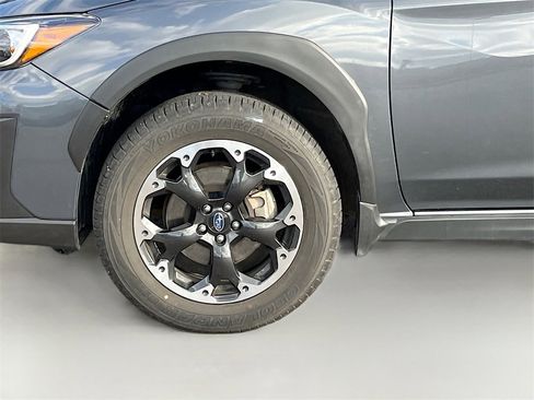 Used 2022 Subaru Crosstrek 2.0i Premium w/ Moonroof Package image 29