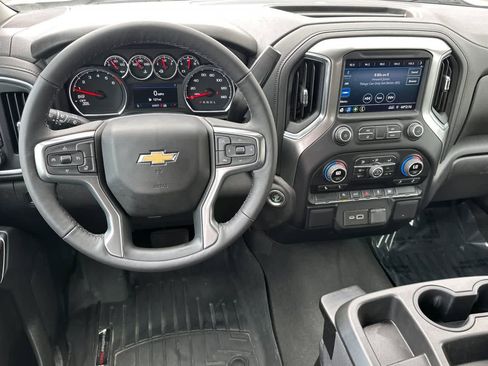 Used 2022 Chevrolet Silverado 1500 LT image 14