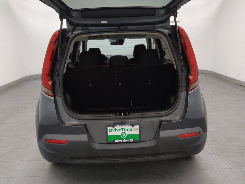 Used 2020 Kia Soul S FWD image 29